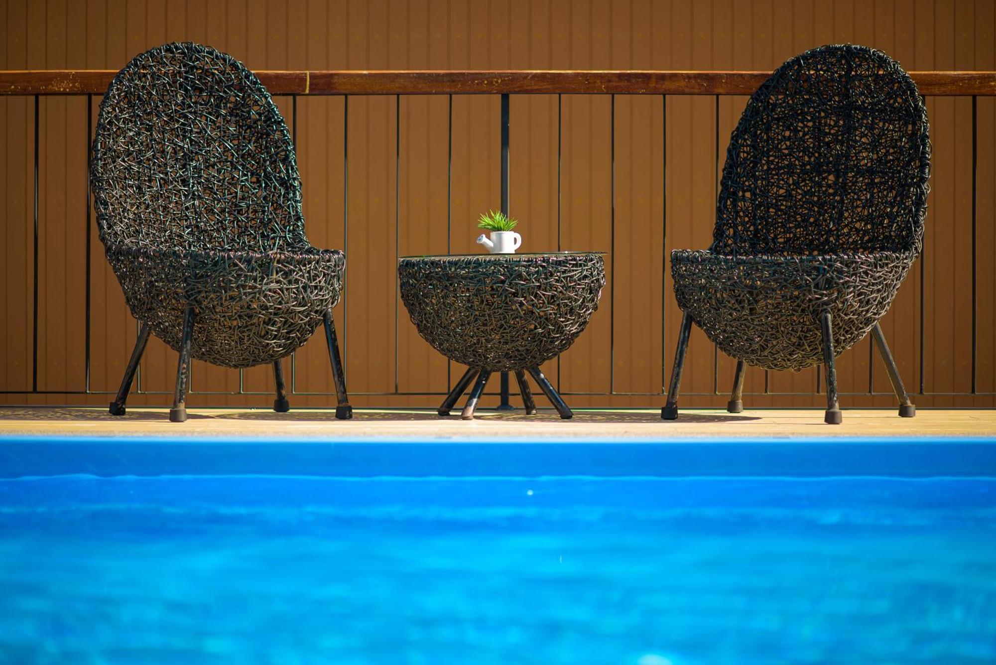 O2 Luxury Hotel Bang Phli Exterior photo